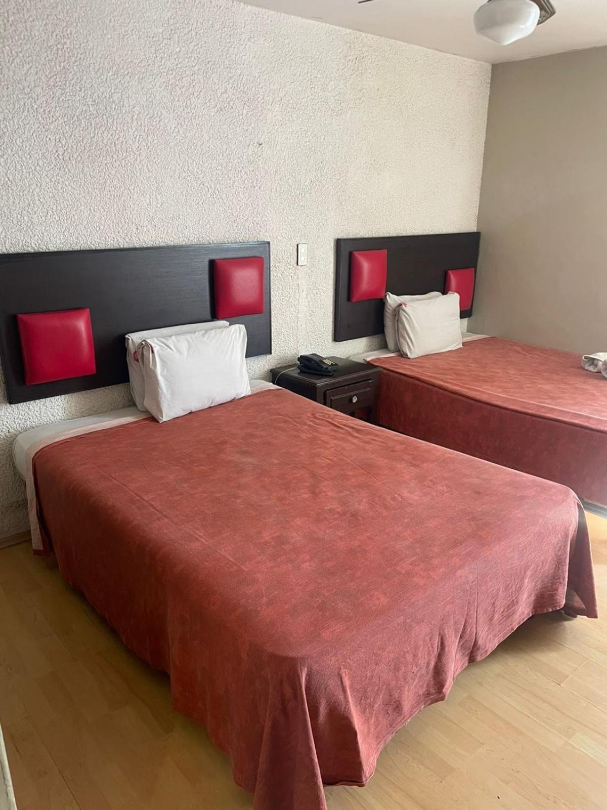 Hotel Colon Express Guadalajara Eksteriør bilde